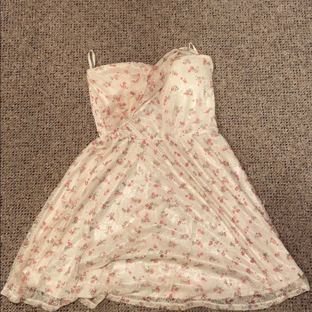 Dress cutsie
